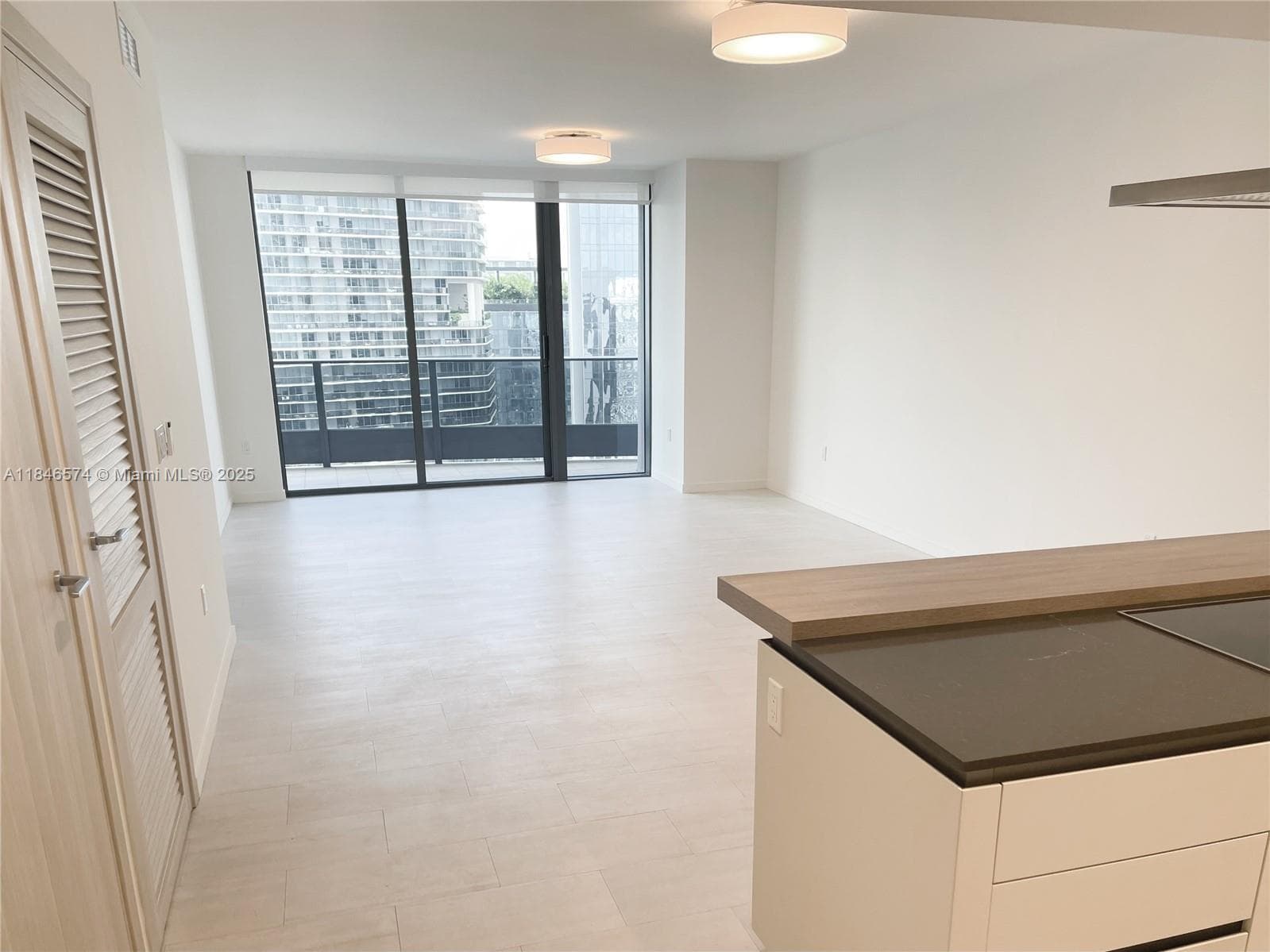 Brickell Flatiron Unit 4814 condo rented at 1000 Brickell Plz # 4814, Miami FL 33131