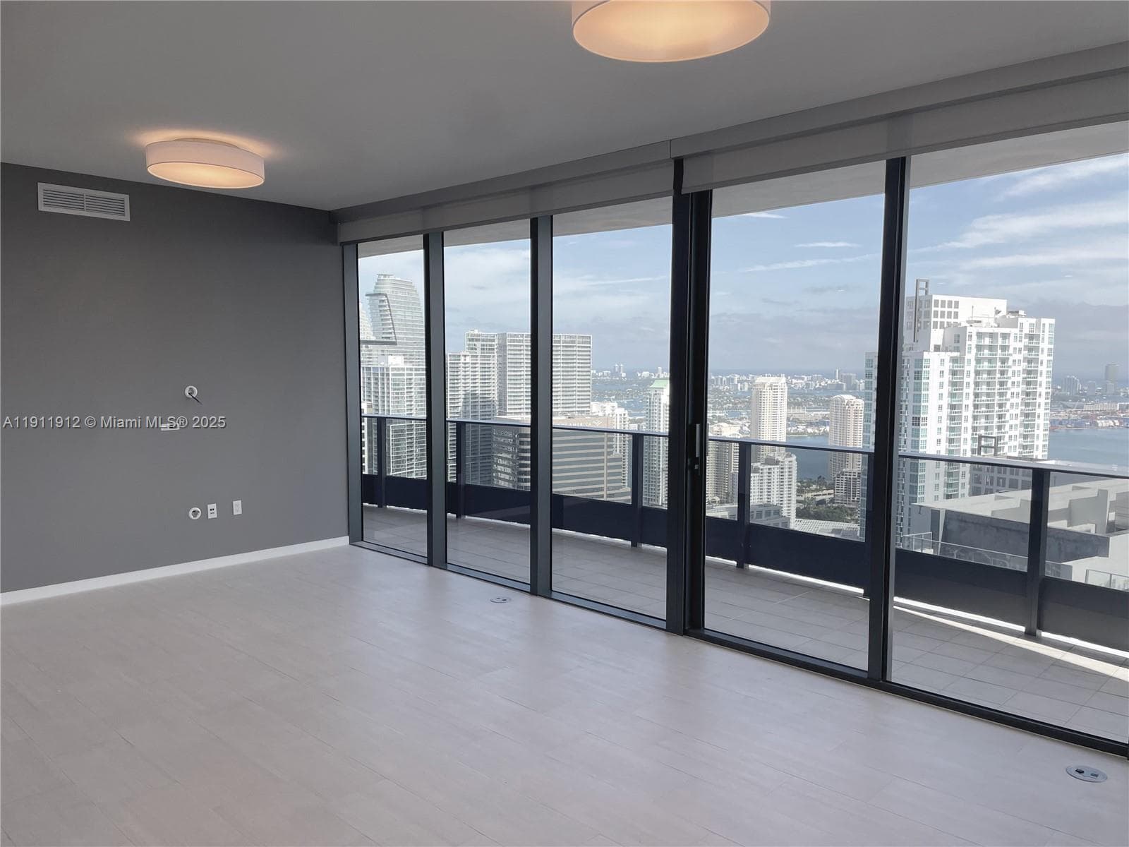 Brickell Flatiron 1000 Brickell Plz condo rented at 1000 Brickell Plz, Miami FL 33131