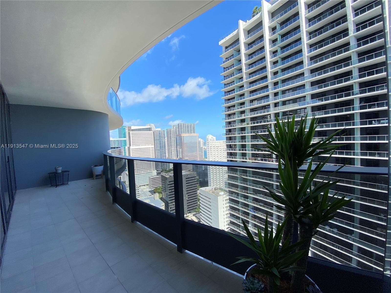 Brickell Flatiron Unit 3907 condo rented at 1000 Brickell Plaza # 3907, Miami FL 33131