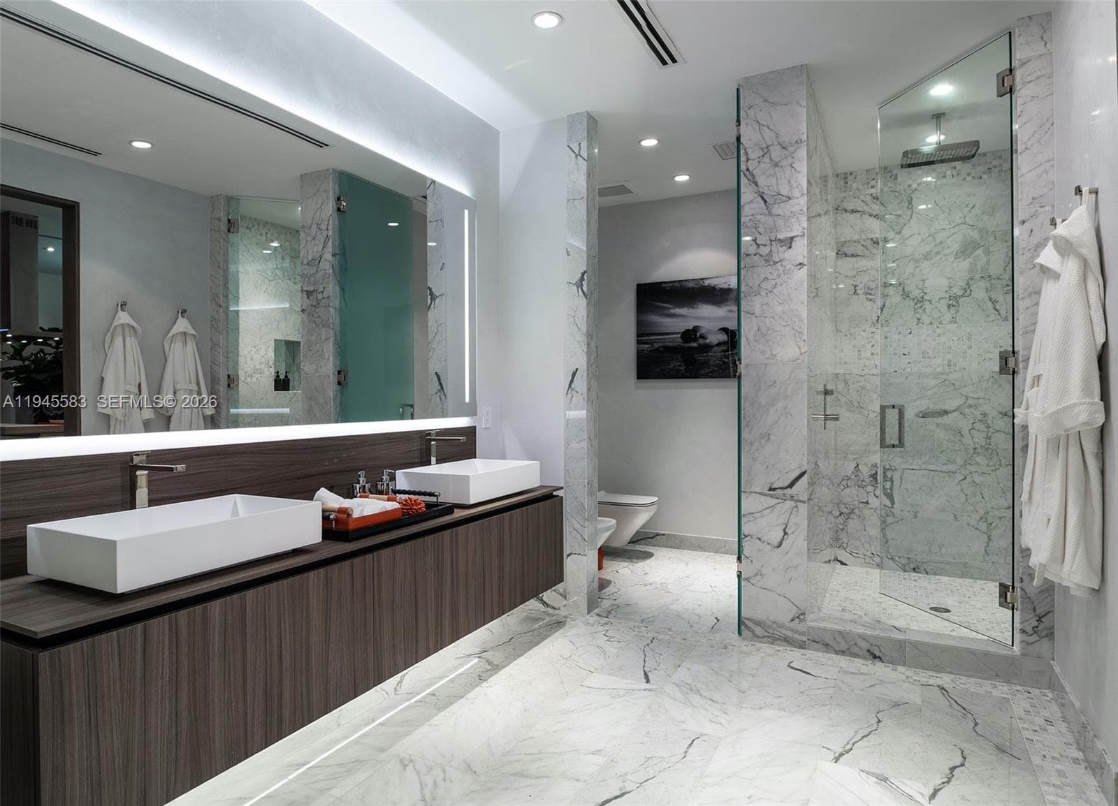 Brickell Flatiron Unit 4103 condo rented at 1000 Brickell Plz # 4103, Miami FL 33131