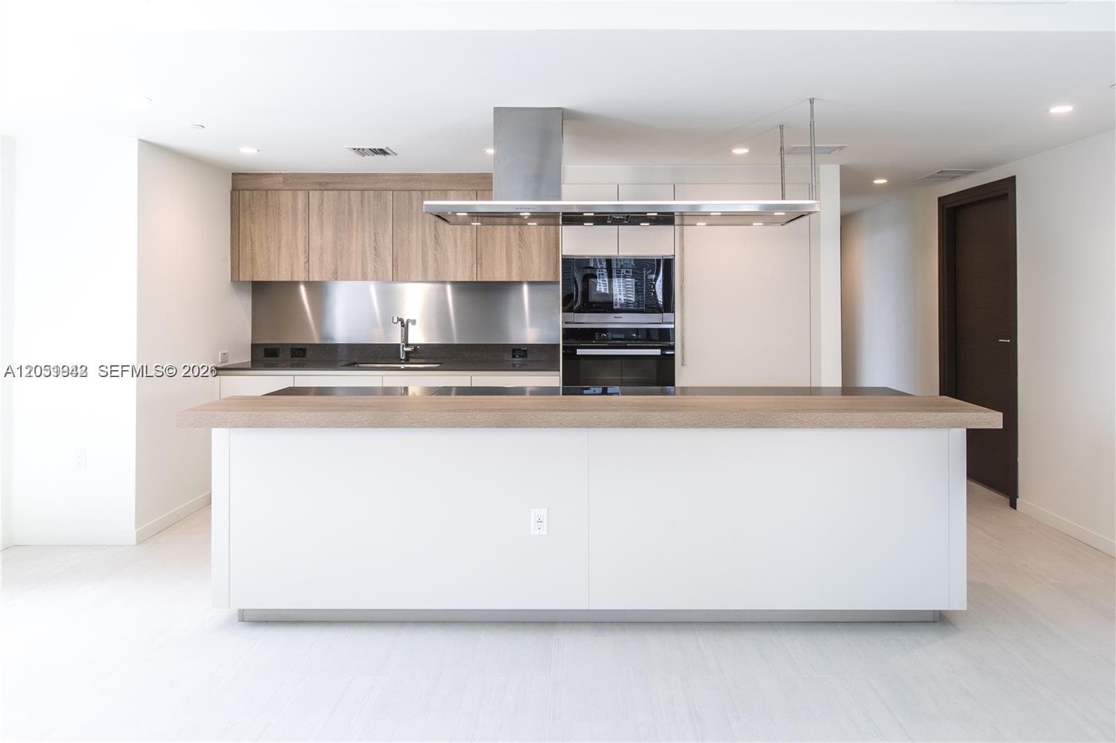 Brickell Flatiron Unit 2110 condo for rent at 1000 Brickell Plz # 2110, Miami FL 33131
