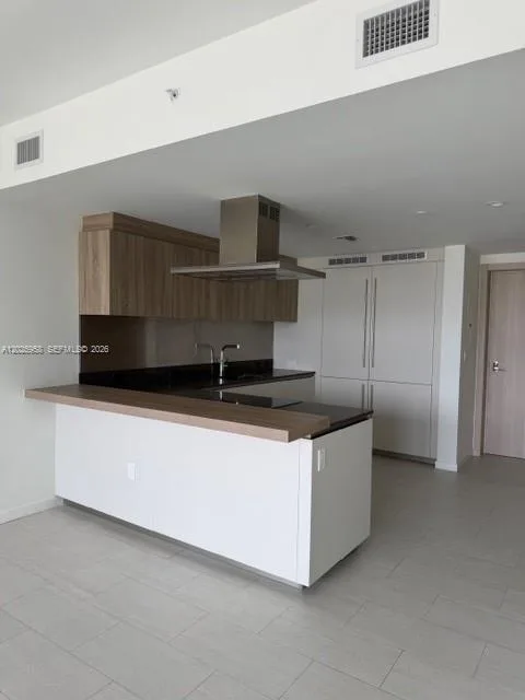 Brickell Flatiron Unit 2104 condo rented at 1000 Brickell Plz # 2104, Miami FL 33131