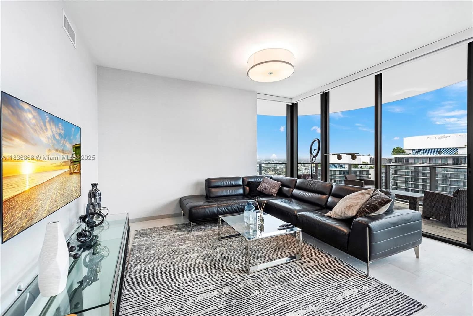 Brickell Flatiron 1000 Brickell Plz condo rented at 1000 Brickell Plz, Miami FL 33131