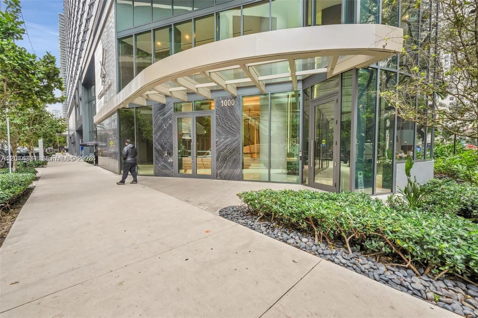 Brickell Flatiron Unit 3914 condo for rent at 1000 Brickell Plz # 3914, Miami FL 33131