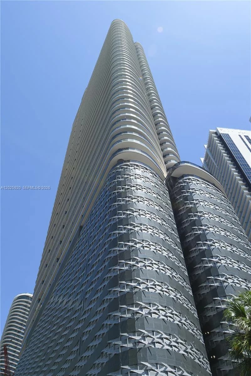 Brickell Flatiron Unit 2014 condo for rent at 1000 Brickell # 2014, Miami FL 33131